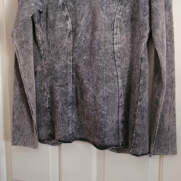 Jacket - Picture 3 of 3